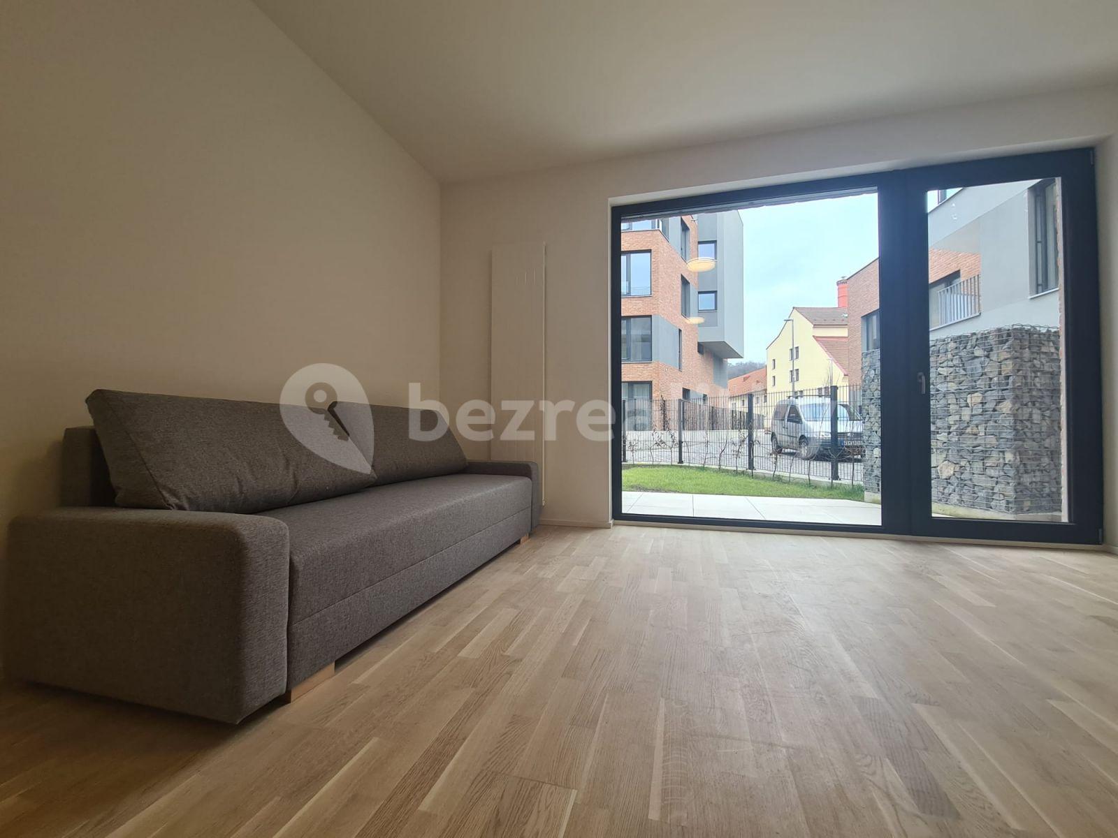 Pronájem bytu 1+kk 35 m², Praha, Praha