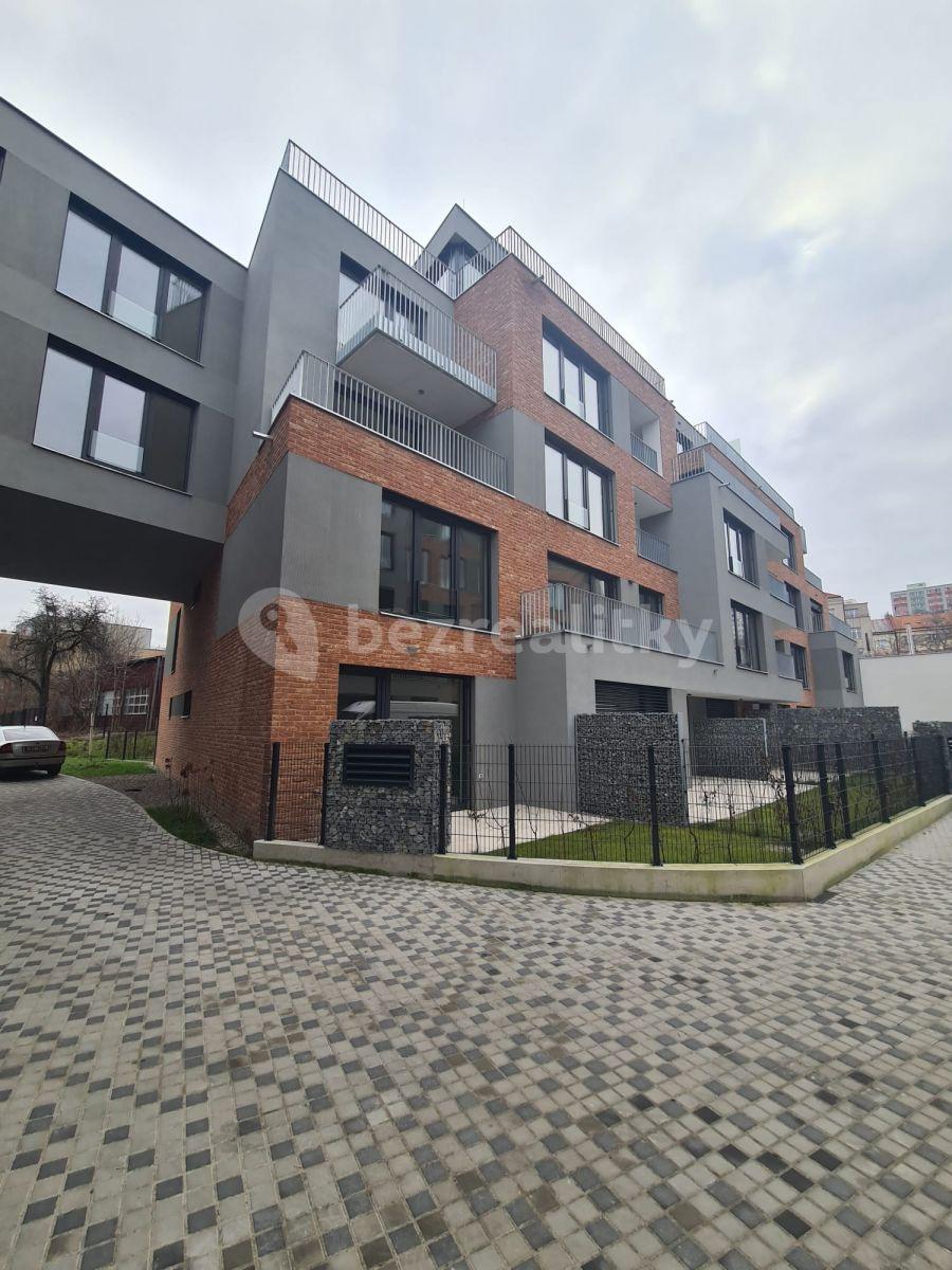 Pronájem bytu 1+kk 35 m², Praha, Praha