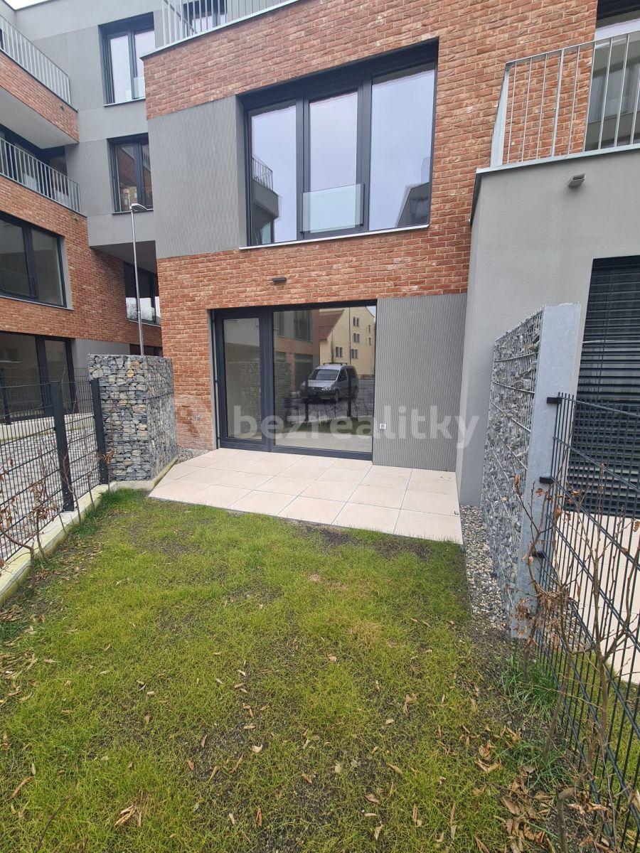 Pronájem bytu 1+kk 35 m², Praha, Praha