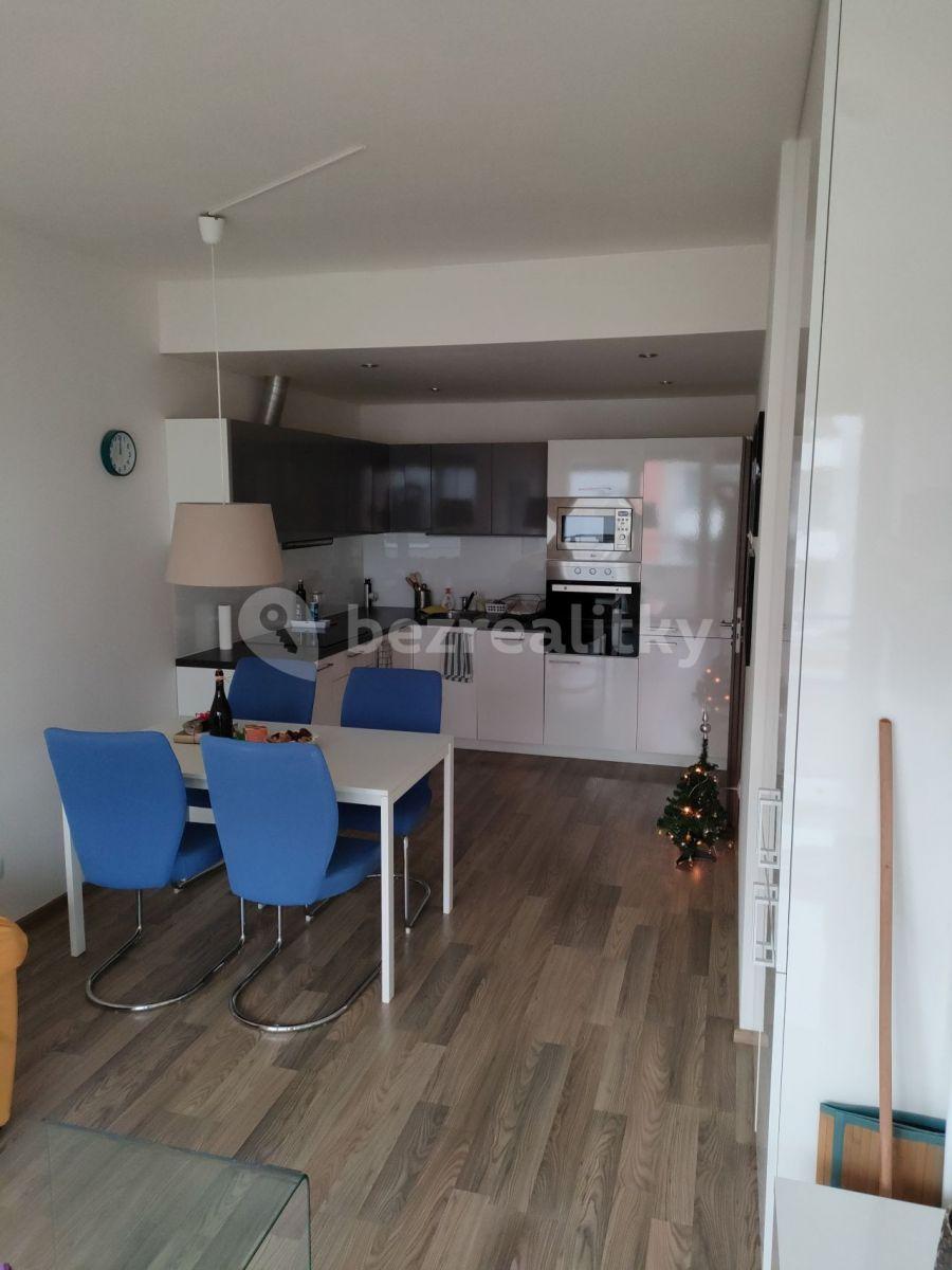 Pronájem bytu 2+kk 53 m², Hlučkova, Praha, Praha