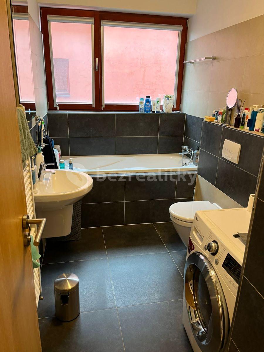 Pronájem bytu 2+kk 62 m², Podle Náhonu, Praha, Praha