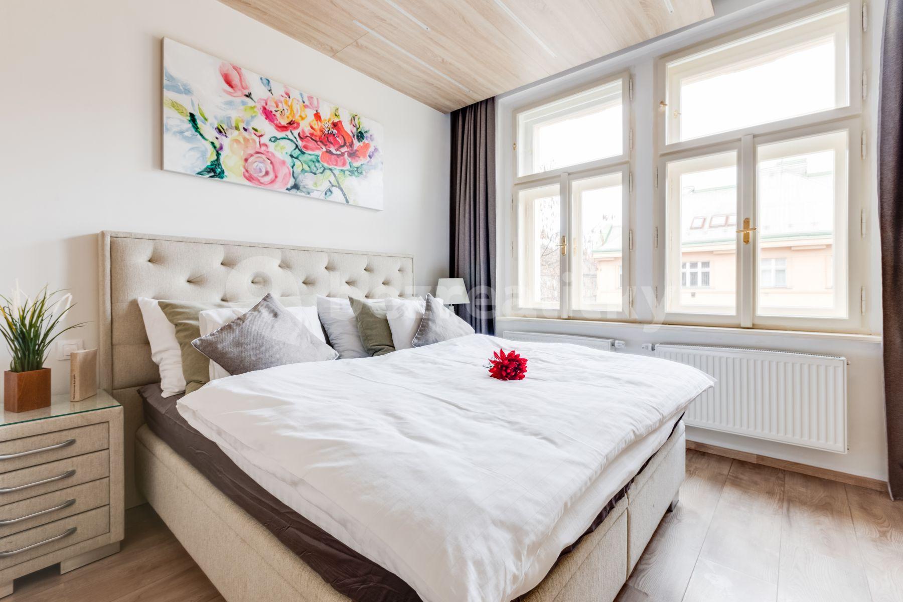 Pronájem bytu 2+kk 55 m², Nezamyslova, Praha, Praha