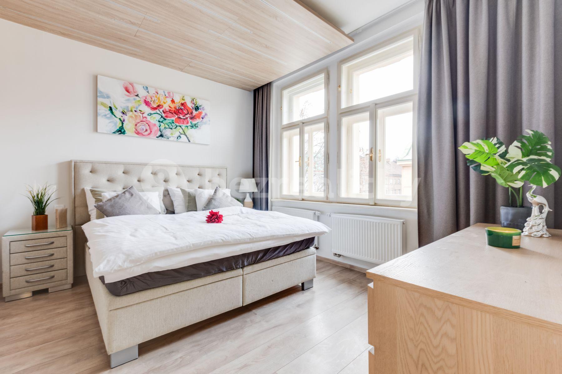 Pronájem bytu 2+kk 55 m², Nezamyslova, Praha, Praha