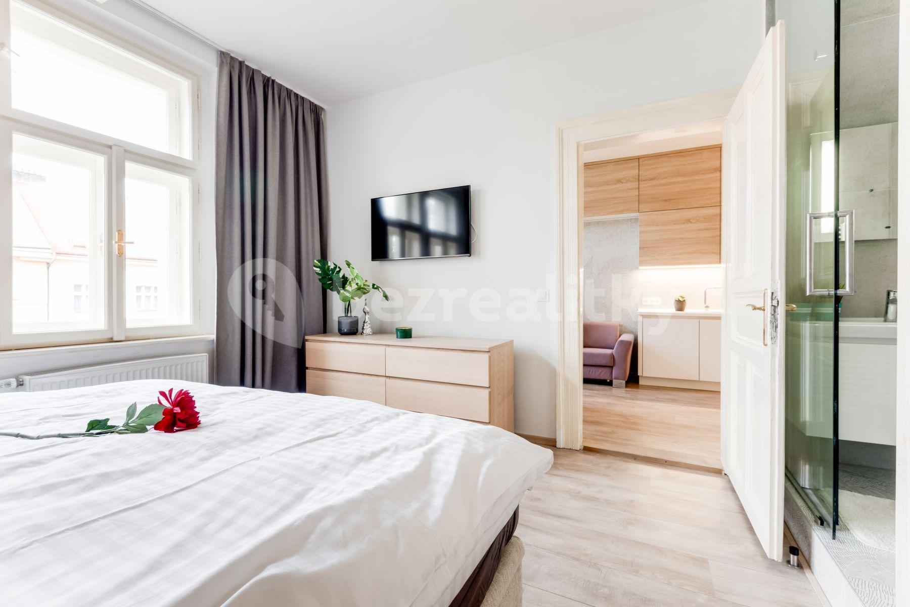 Pronájem bytu 2+kk 55 m², Nezamyslova, Praha, Praha