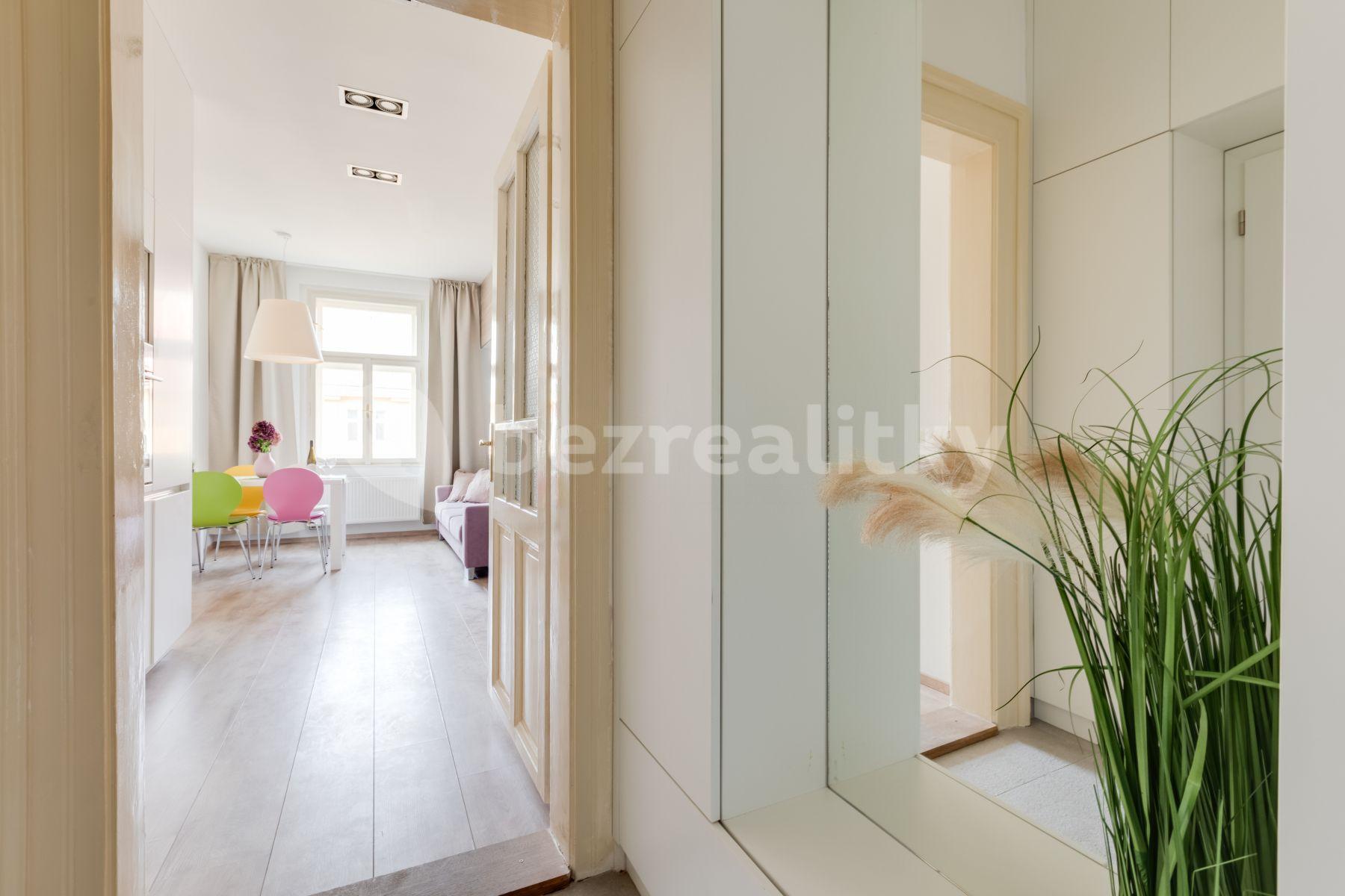 Pronájem bytu 2+kk 55 m², Nezamyslova, Praha, Praha