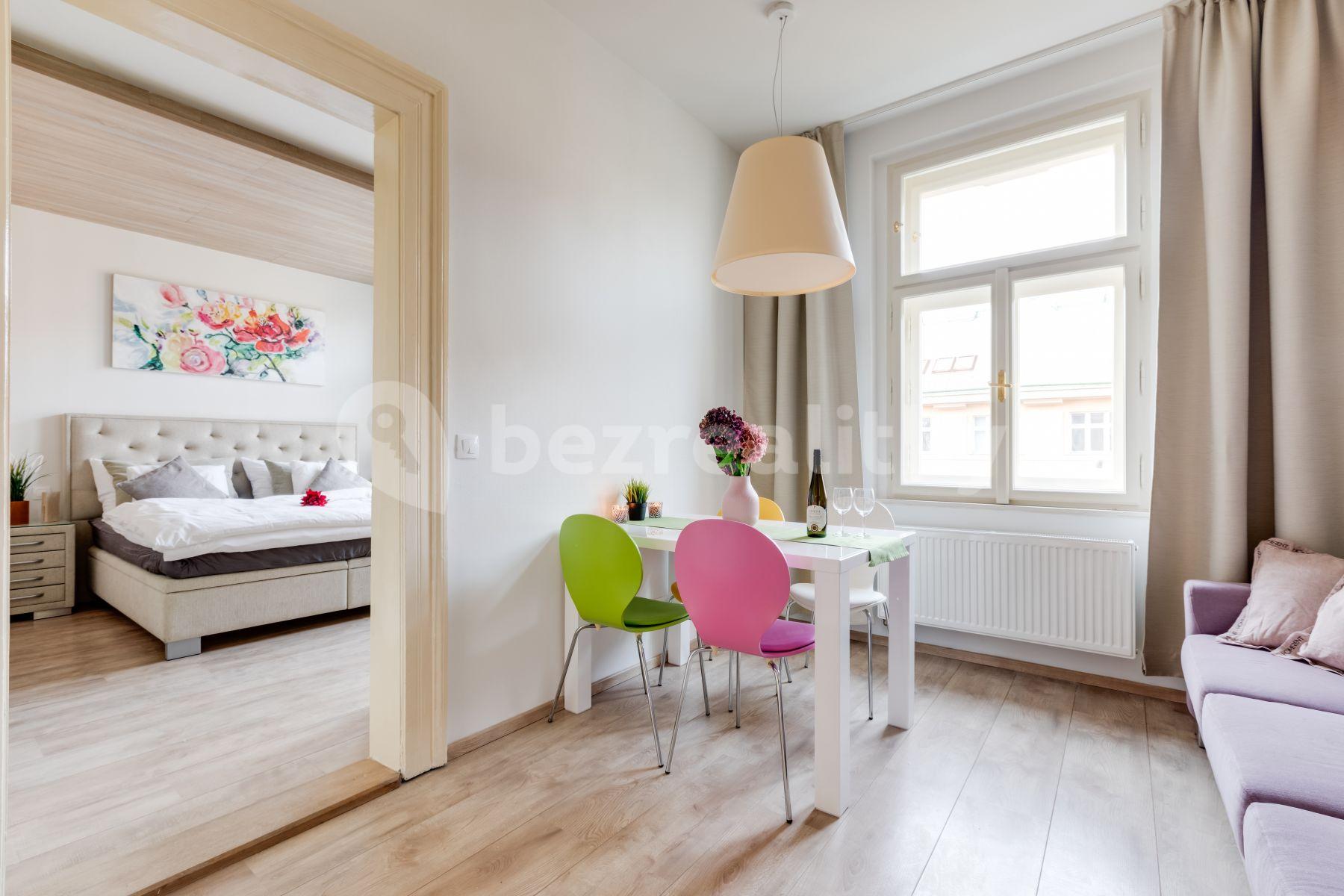 Pronájem bytu 2+kk 55 m², Nezamyslova, Praha, Praha