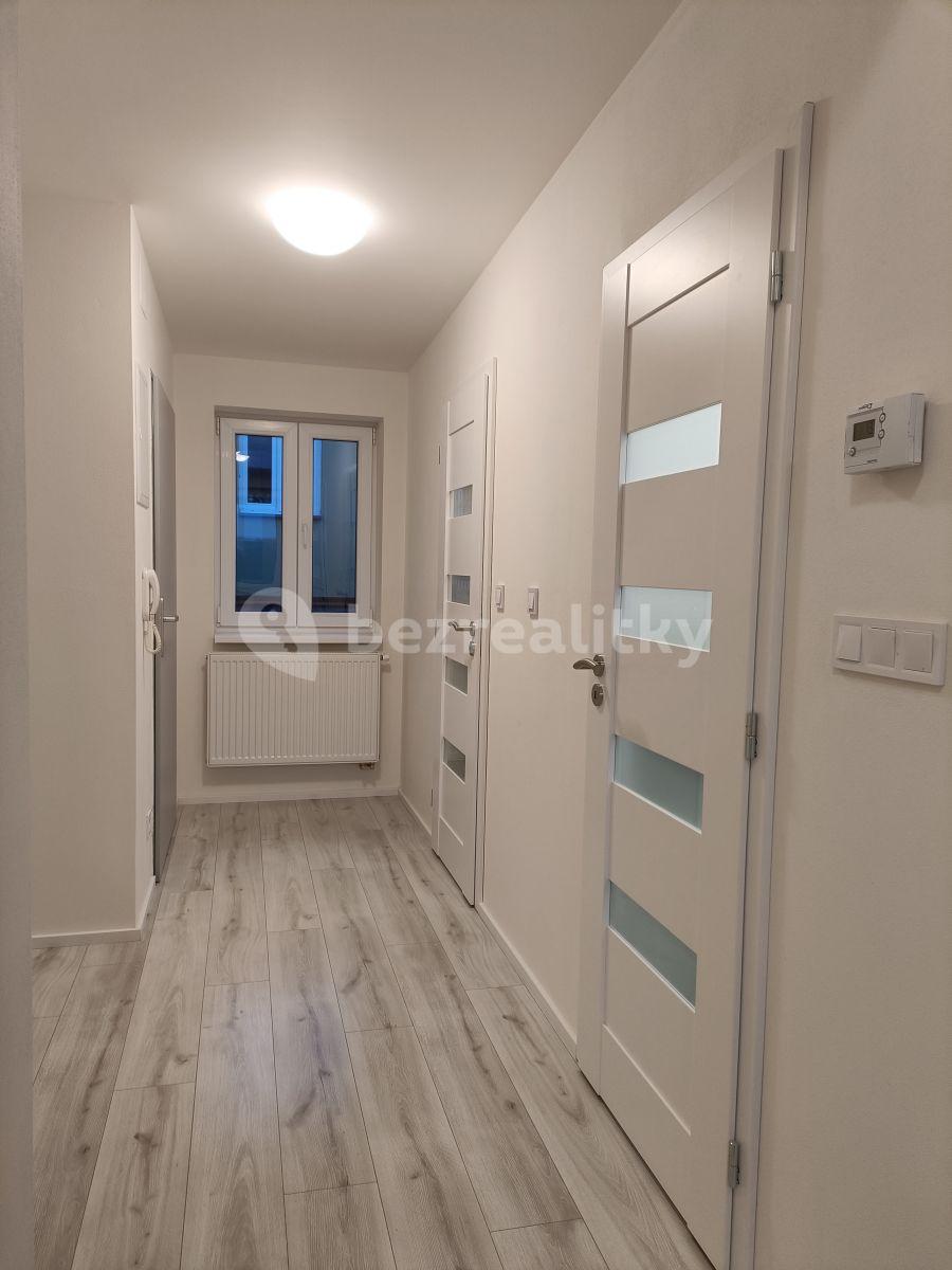 Pronájem bytu Garsoniéra 32 m², Seifertova, Praha, Praha