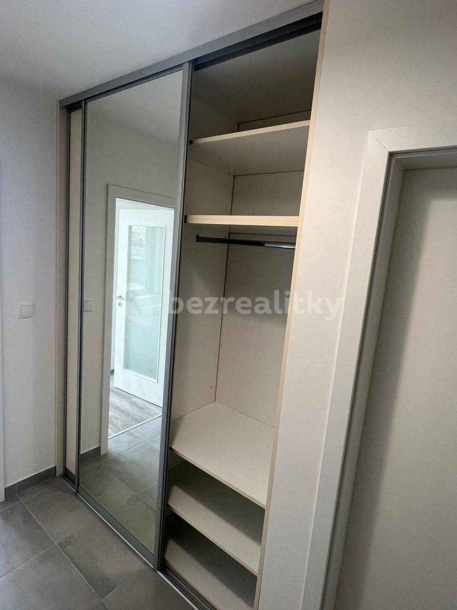 Pronájem bytu 2+kk 53 m², K Vystrkovu, Praha, Praha