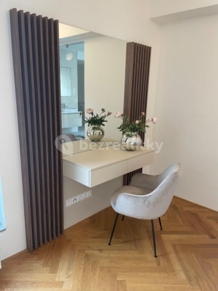 Pronájem bytu 3+kk 172 m², Hradešínská, Praha, Praha