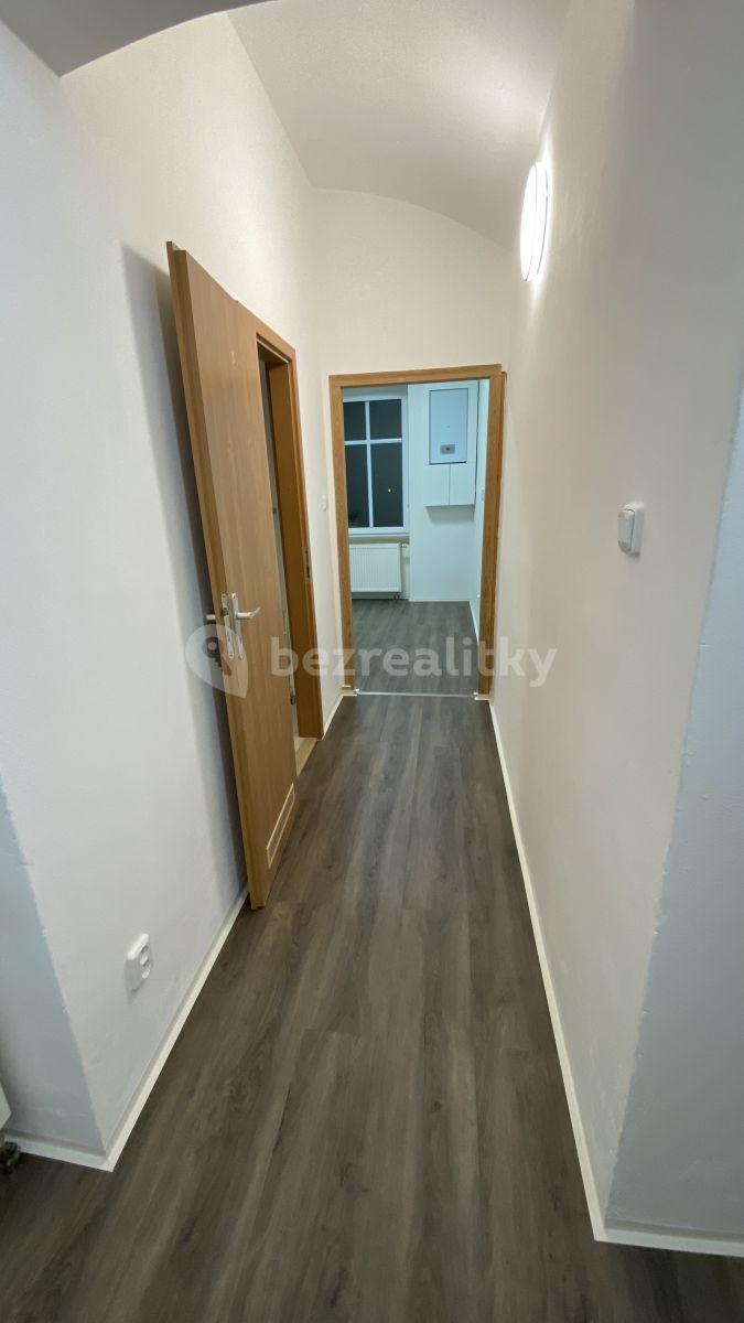 Pronájem bytu 1+1 37 m², U Dráhy, Plzeň, Plzeňský kraj