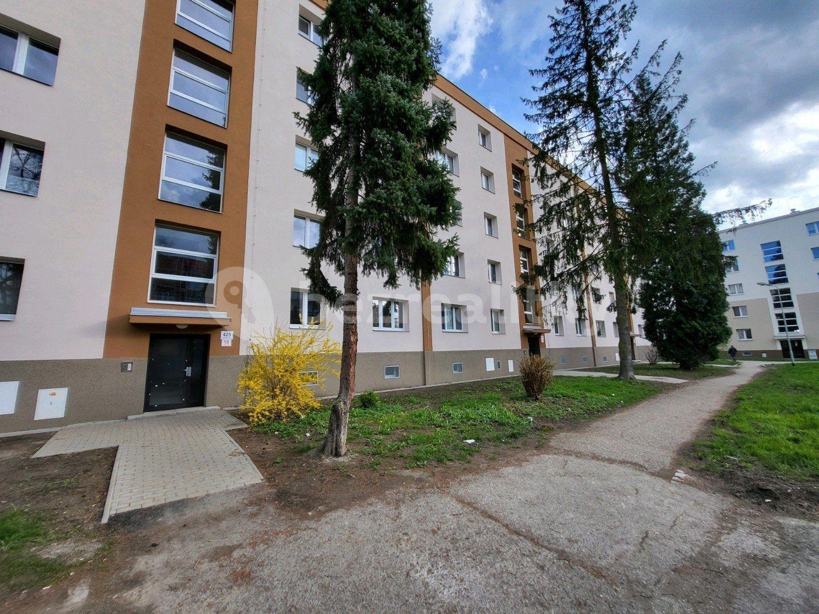 Pronájem bytu 2+1 52 m², Školská, Karviná, Moravskoslezský kraj