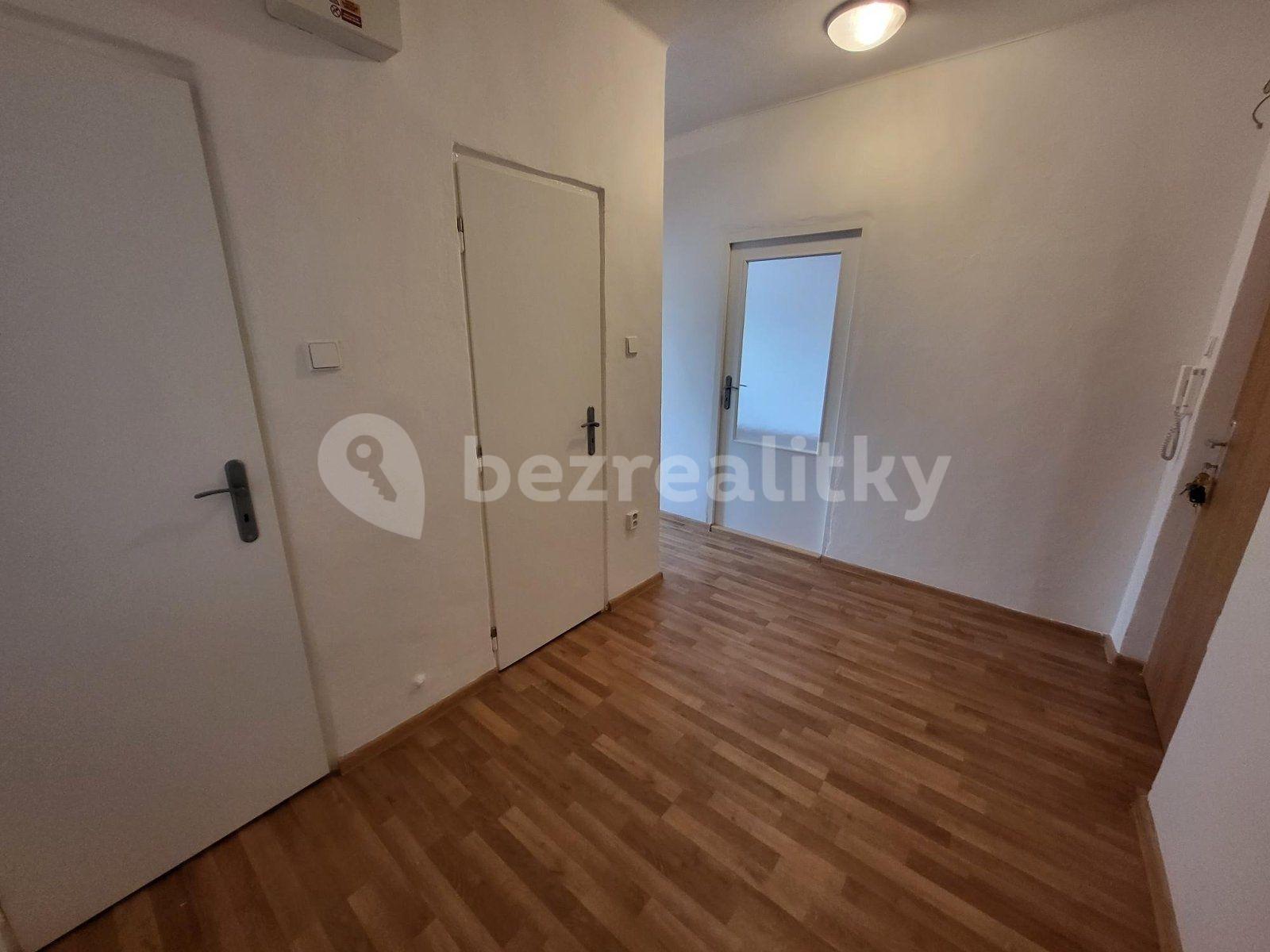 Pronájem bytu 2+1 52 m², Školská, Karviná, Moravskoslezský kraj