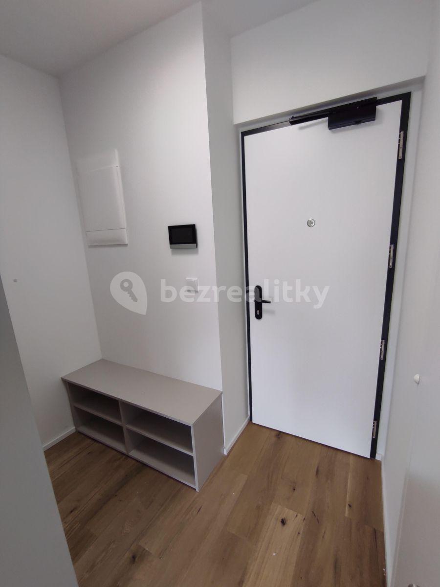 Pronájem bytu 1+kk 38 m², Kurandové, Praha, Praha