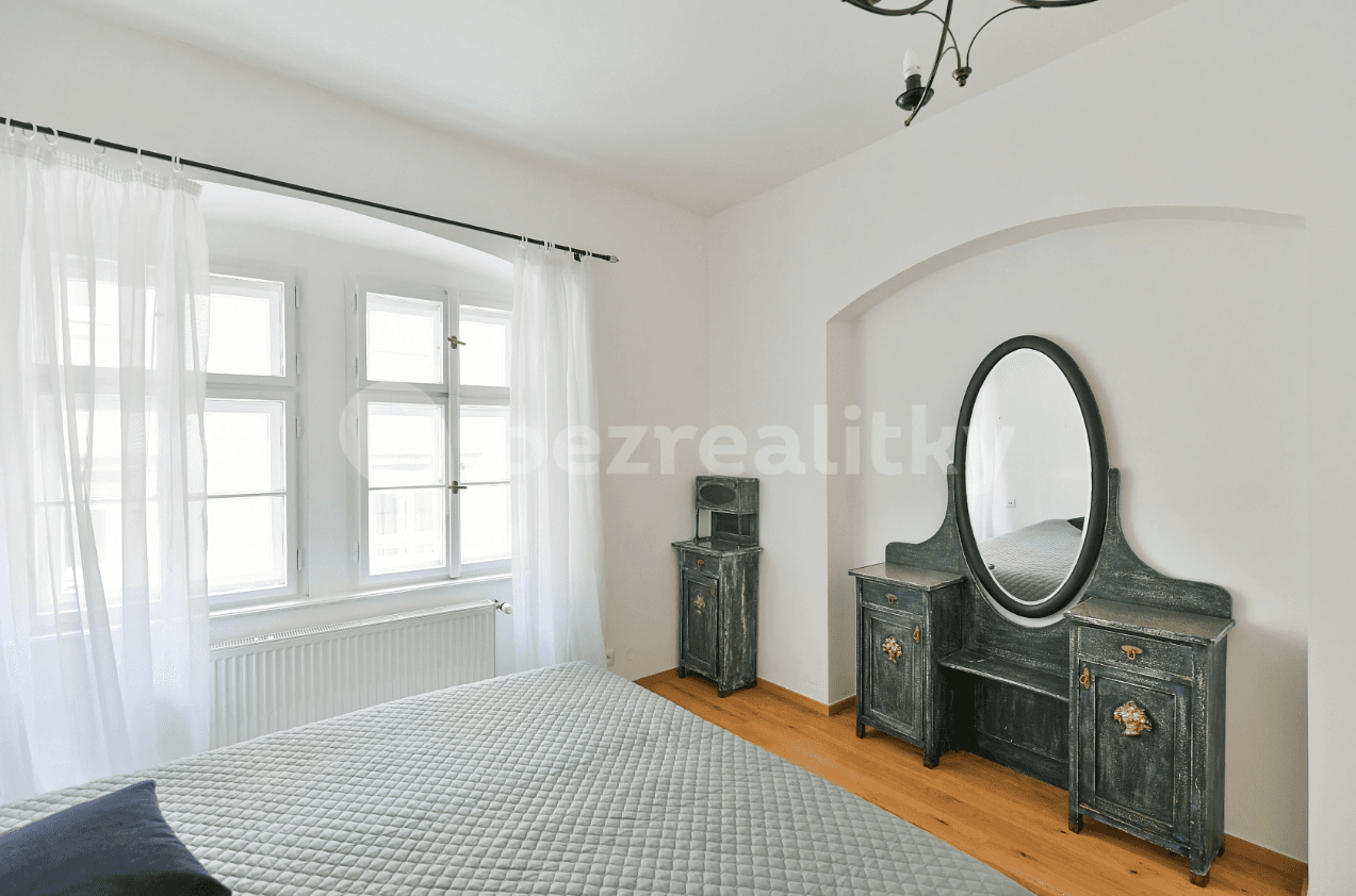 Pronájem bytu 4+1 196 m², Anenská, Praha, Praha