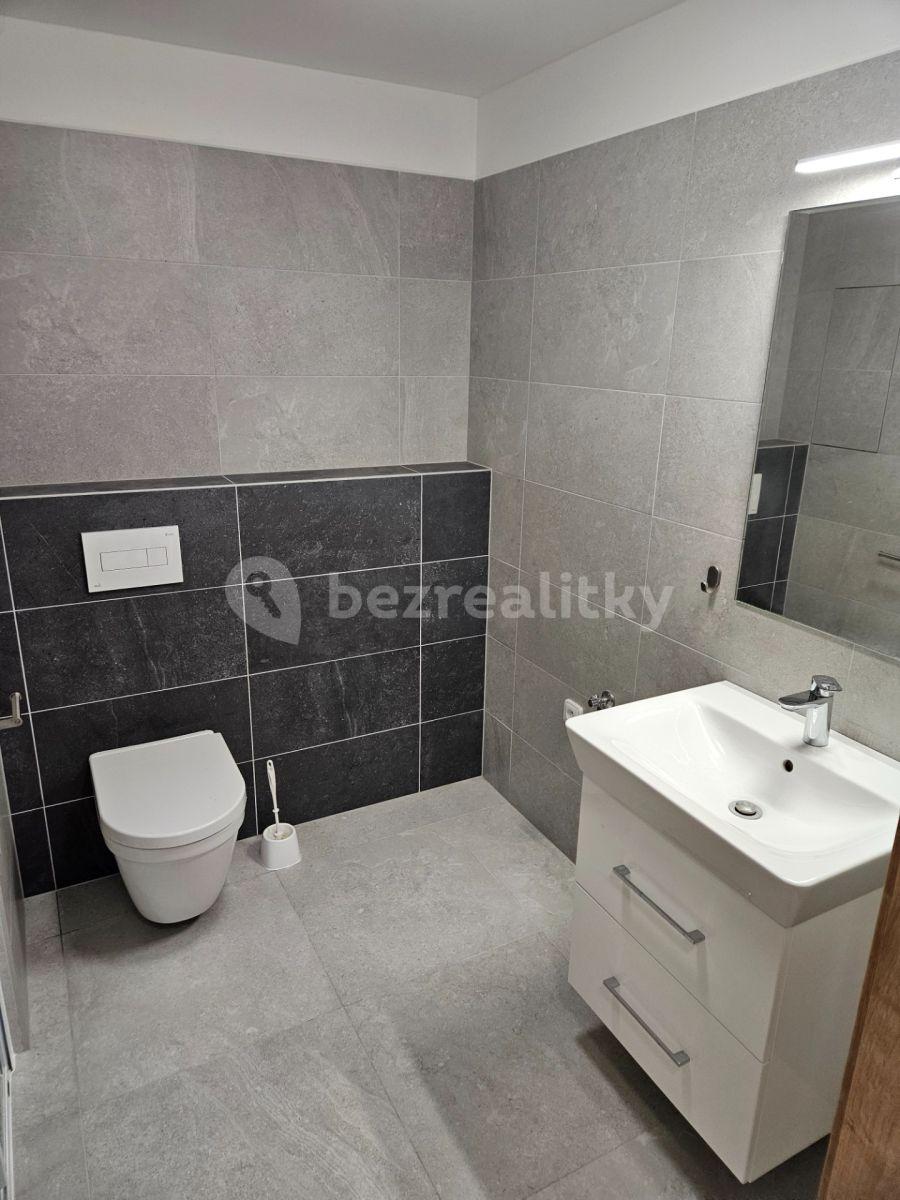 Pronájem bytu 1+kk 30 m², Sídliště Osvobození, Vyškov, Jihomoravský kraj