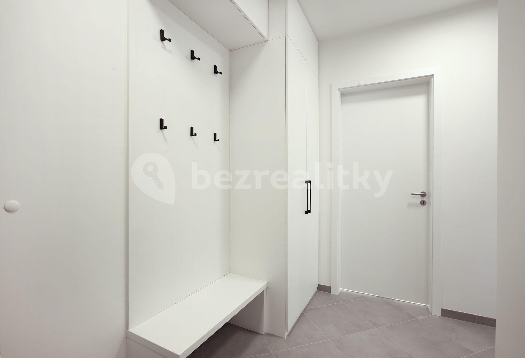 Pronájem bytu 2+kk 52 m², Svitákova, Praha, Praha