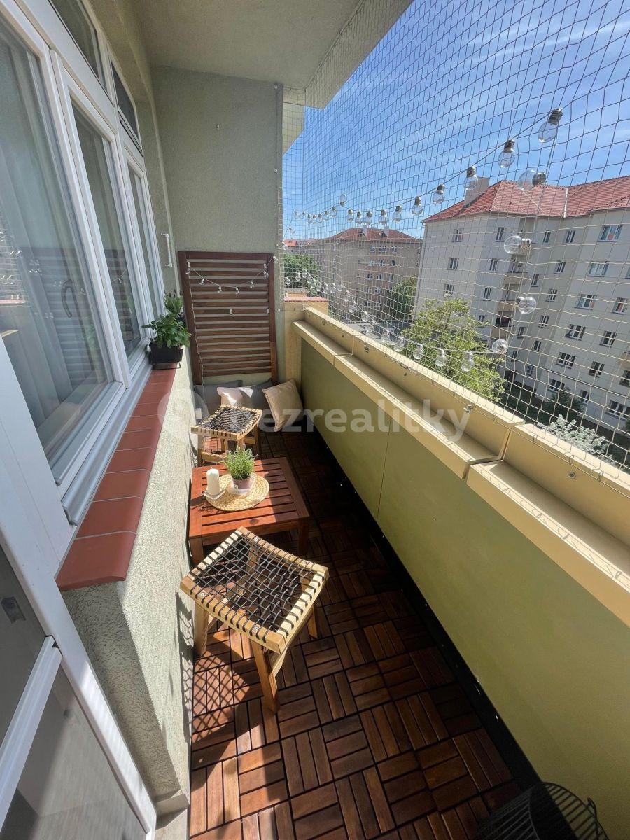 Pronájem bytu 2+kk 49 m², Kišiněvská, Praha, Praha