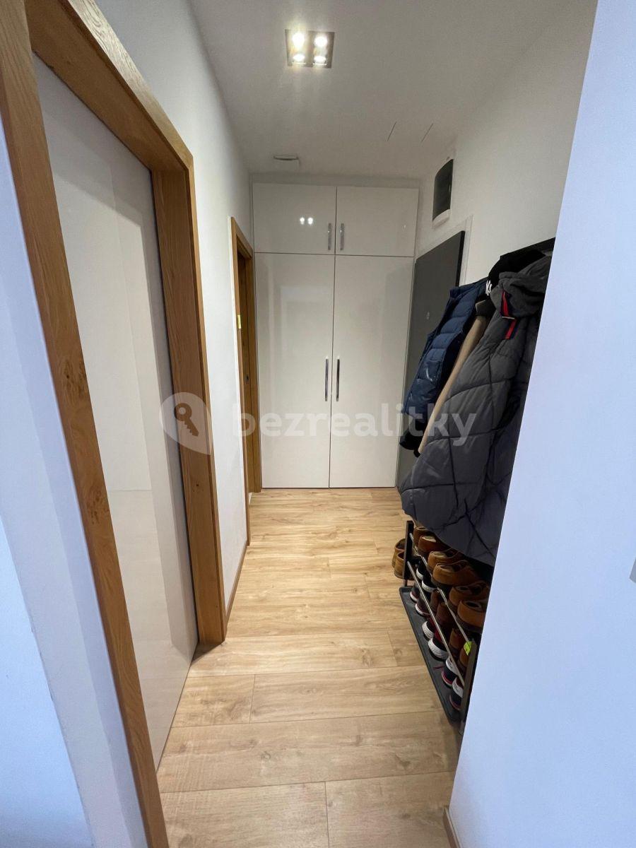 Pronájem bytu 2+kk 49 m², Kišiněvská, Praha, Praha