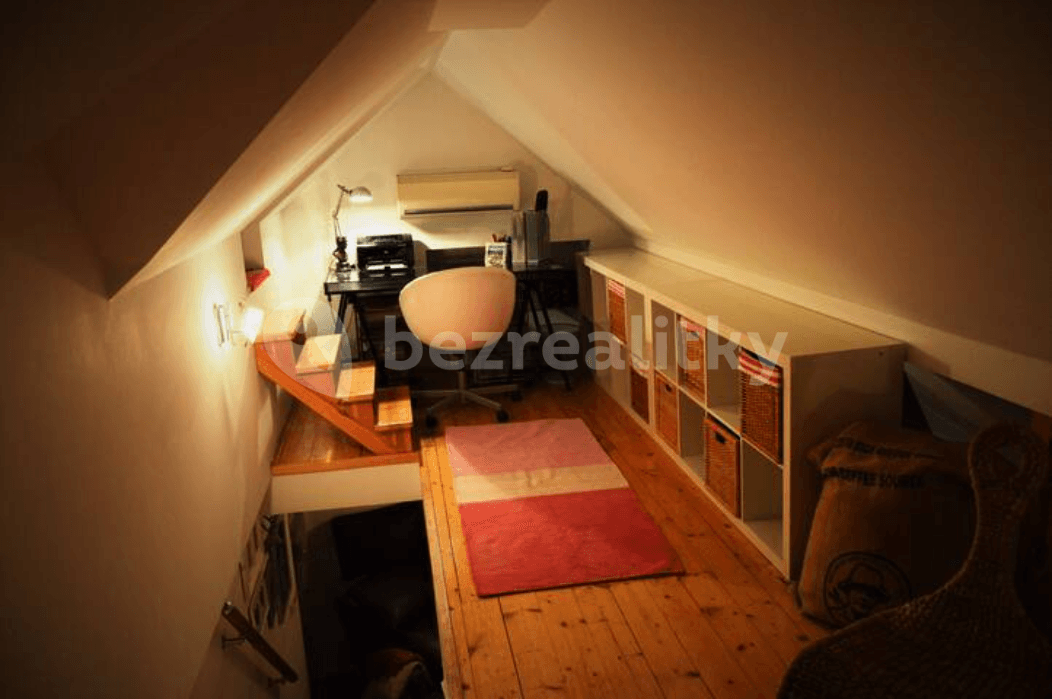 Pronájem bytu 2+kk 92 m², Československé armády, Praha, Praha