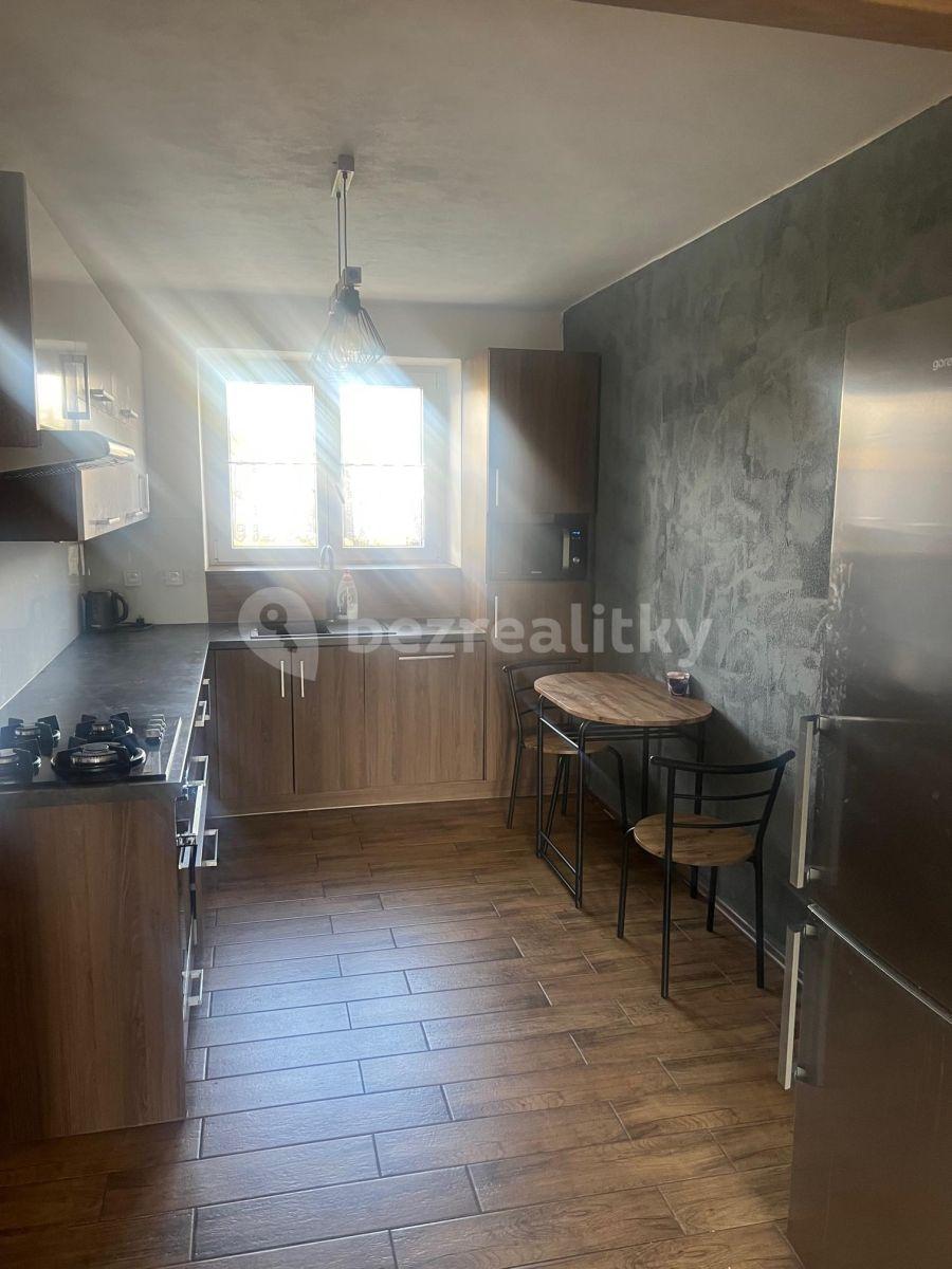 Pronájem bytu 2+1 59 m², Pardubická, Chrudim, Pardubický kraj