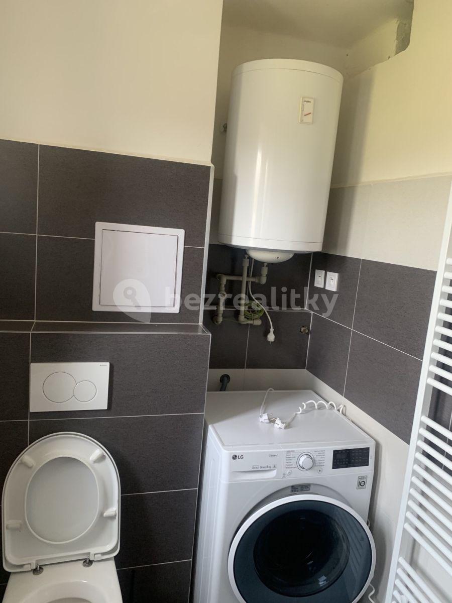 Pronájem bytu 2+1 59 m², Pardubická, Chrudim, Pardubický kraj