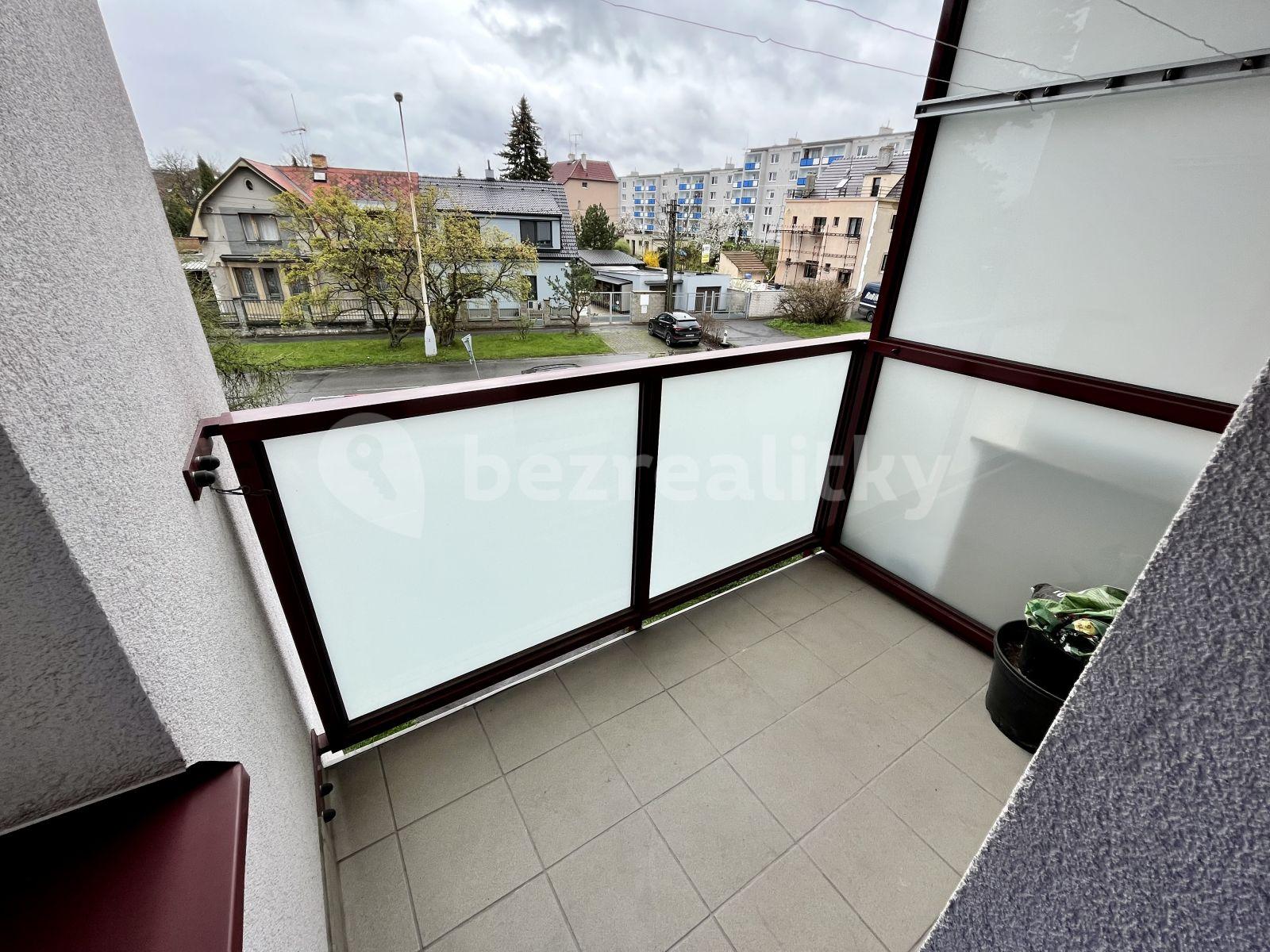 Pronájem bytu 2+kk 64 m², Josefa Čapka, Kladno, Středočeský kraj