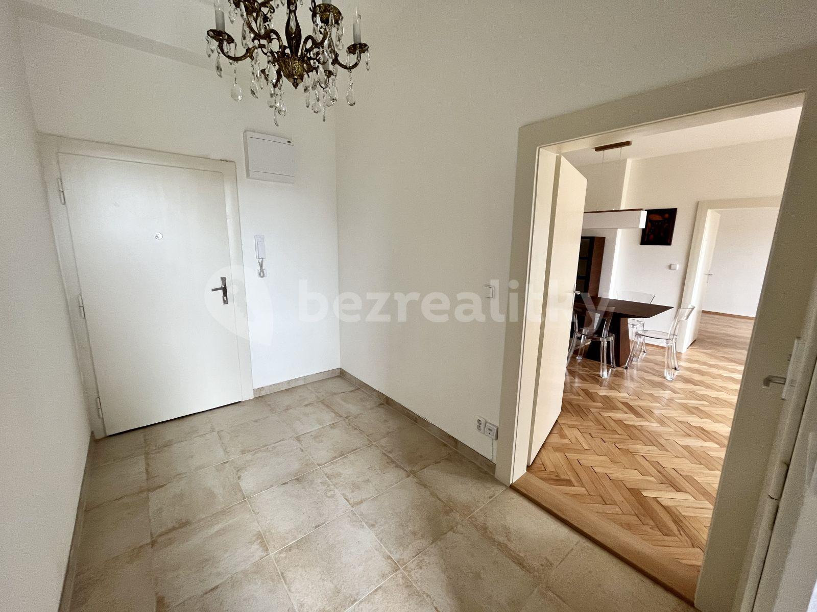 Pronájem bytu 2+kk 64 m², Josefa Čapka, Kladno, Středočeský kraj