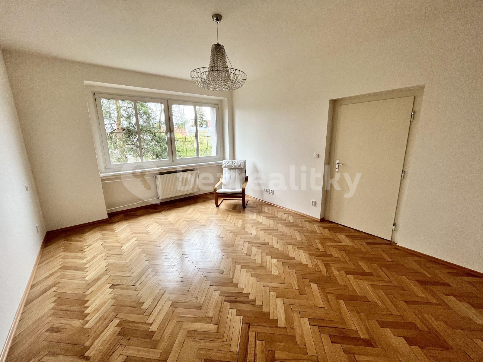 Pronájem bytu 2+kk 64 m², Josefa Čapka, Kladno, Středočeský kraj