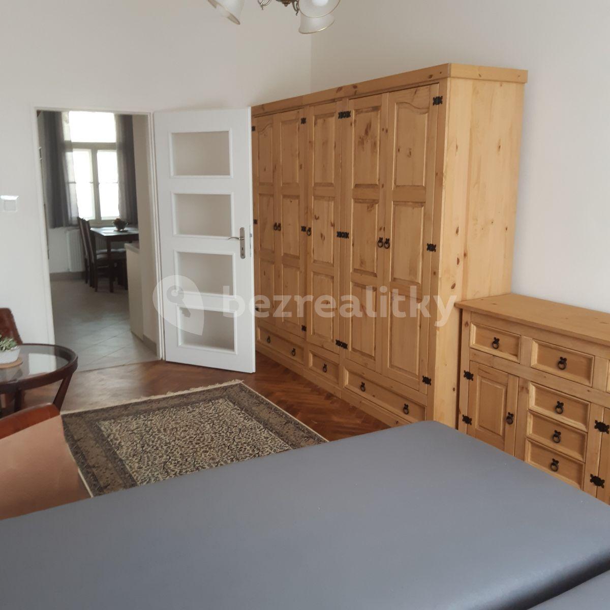 Pronájem bytu 1+1 34 m², Slivenecká, Praha, Praha