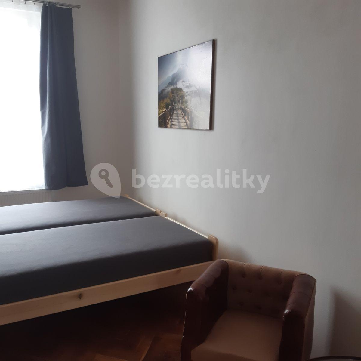 Pronájem bytu 1+1 34 m², Slivenecká, Praha, Praha