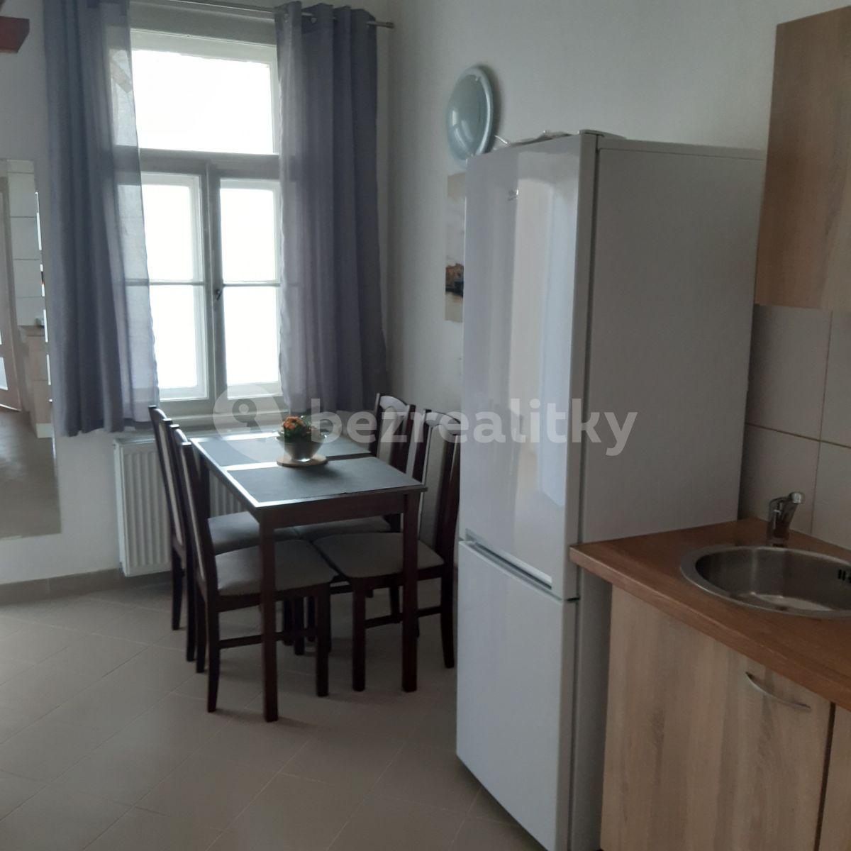 Pronájem bytu 1+1 34 m², Slivenecká, Praha, Praha