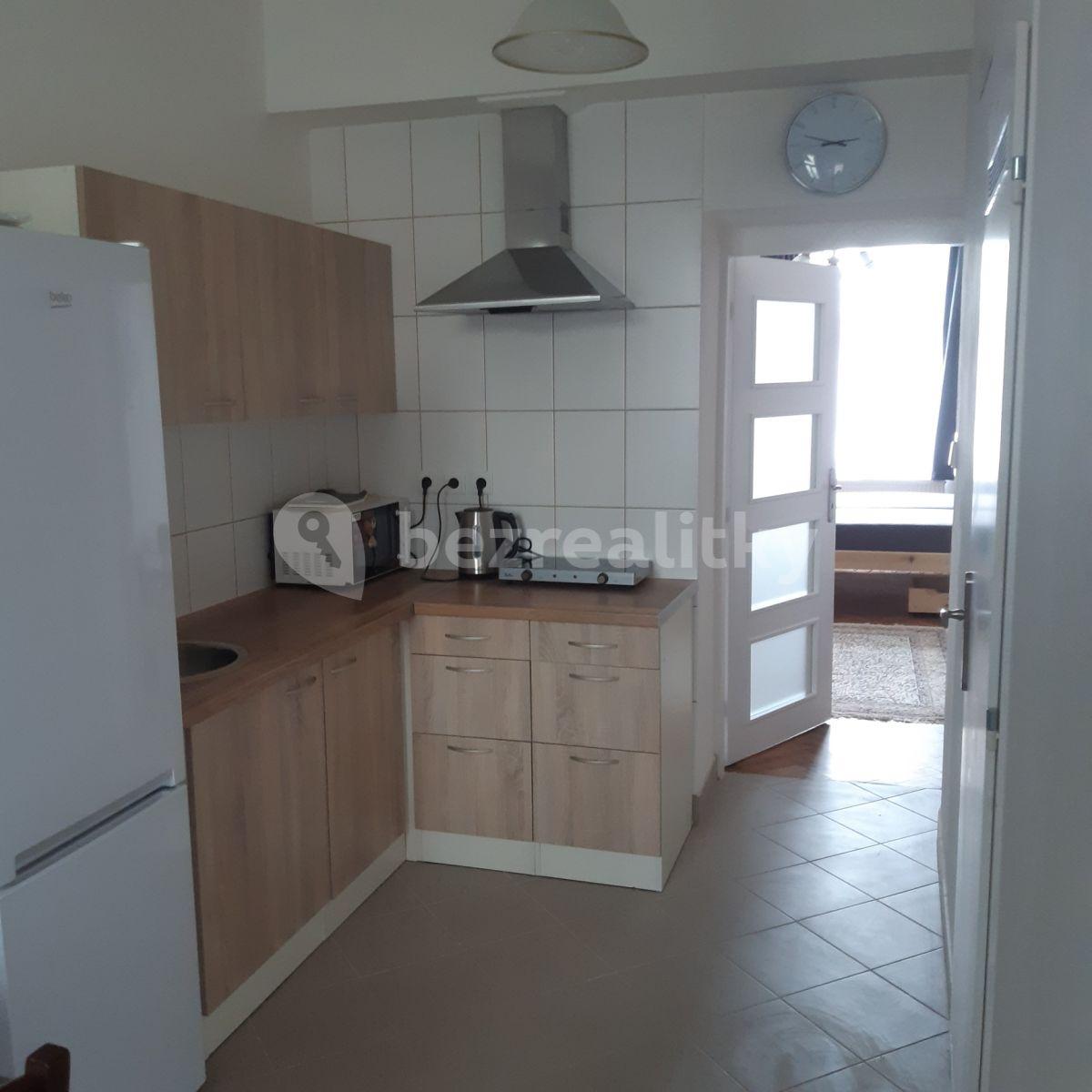 Pronájem bytu 1+1 34 m², Slivenecká, Praha, Praha