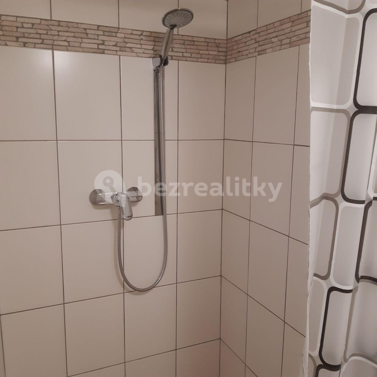 Pronájem bytu 1+1 34 m², Slivenecká, Praha, Praha