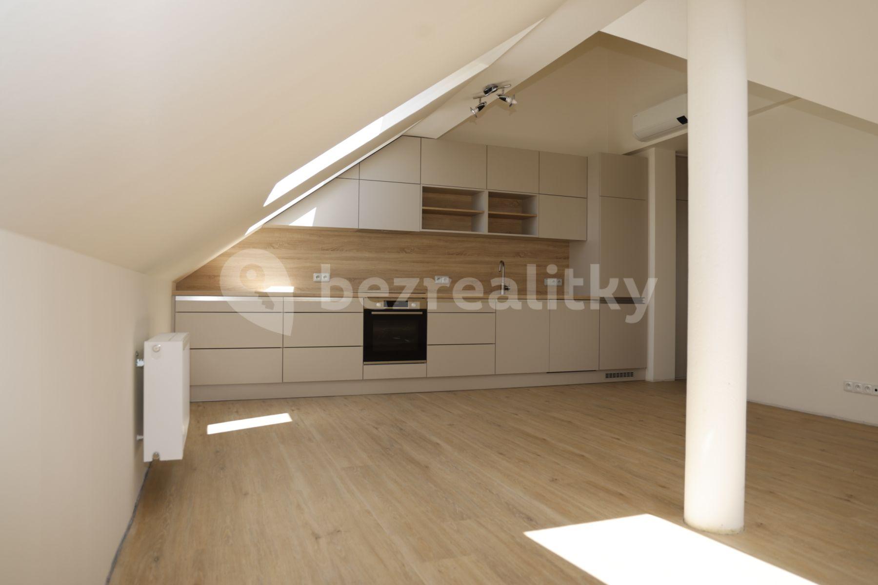 Pronájem bytu 2+kk 55 m², Šatrova, Praha, Praha