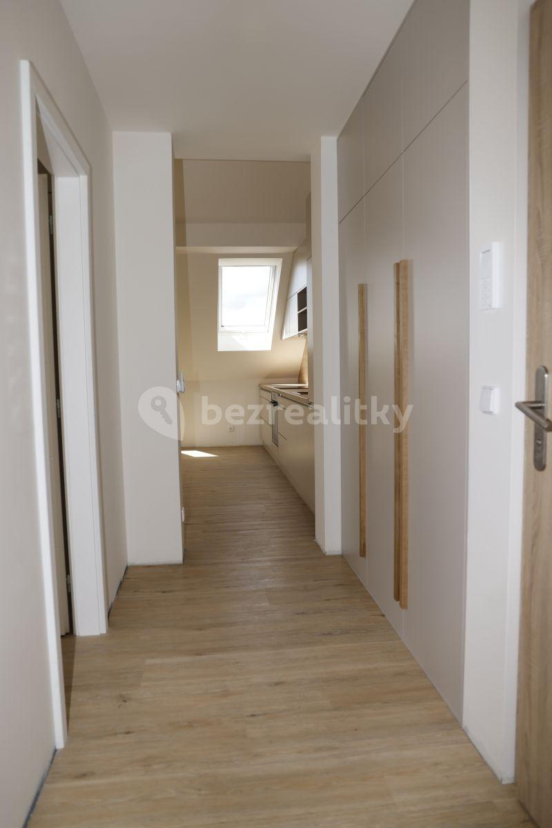 Pronájem bytu 2+kk 55 m², Šatrova, Praha, Praha