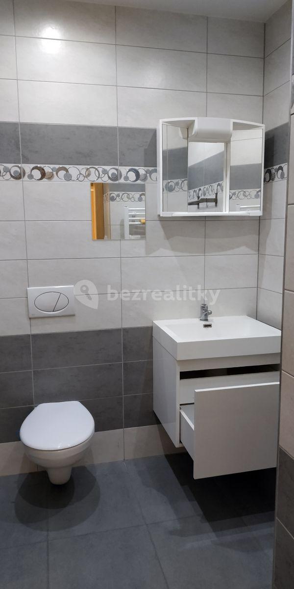 Pronájem bytu 1+1 35 m², Varenská, Ostrava, Moravskoslezský kraj