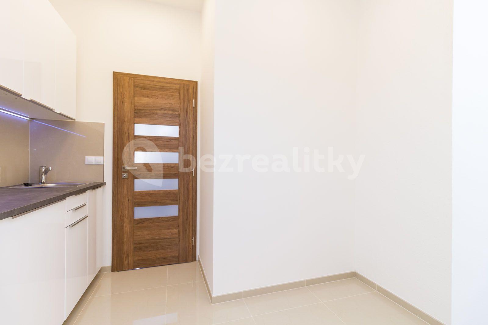 Pronájem bytu 1+kk 30 m², Milíčova, Praha, Praha