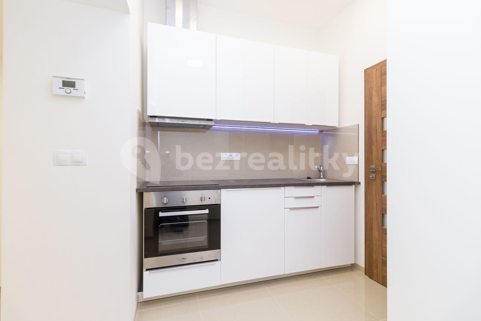 Pronájem bytu 1+kk 30 m², Milíčova, Praha, Praha