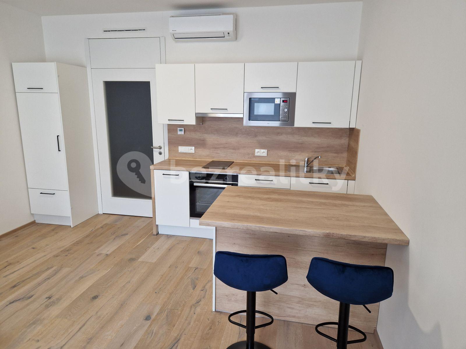 Pronájem bytu 1+kk 36 m², Praha, Praha