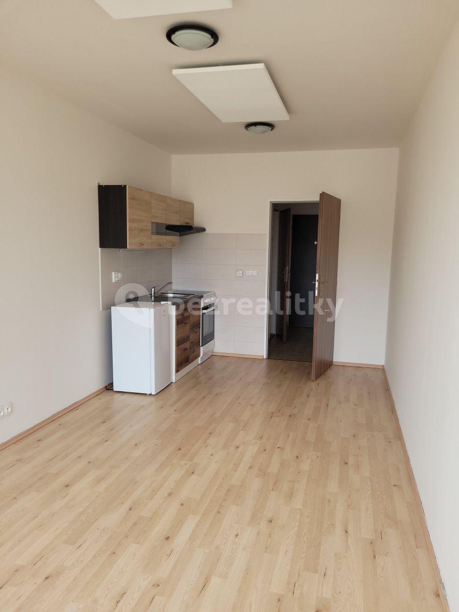 Pronájem bytu 1+kk 24 m², Škvorec, Středočeský kraj