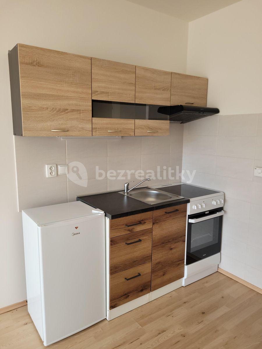 Pronájem bytu 1+kk 24 m², Škvorec, Středočeský kraj