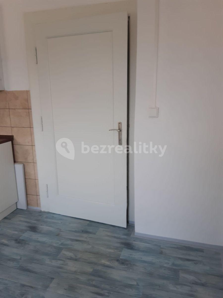 Pronájem bytu 2+1 70 m², Ústecká, Povrly, Ústecký kraj