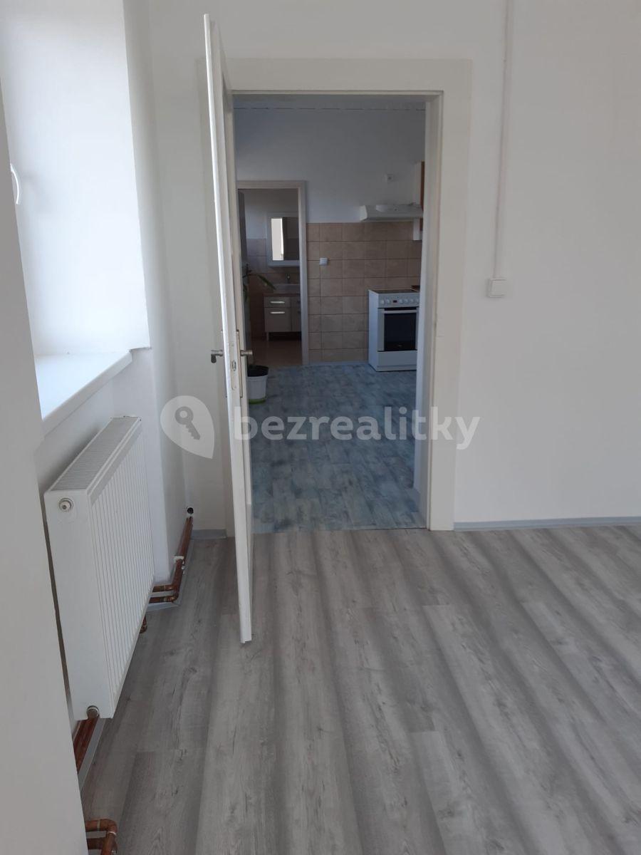 Pronájem bytu 2+1 70 m², Ústecká, Povrly, Ústecký kraj