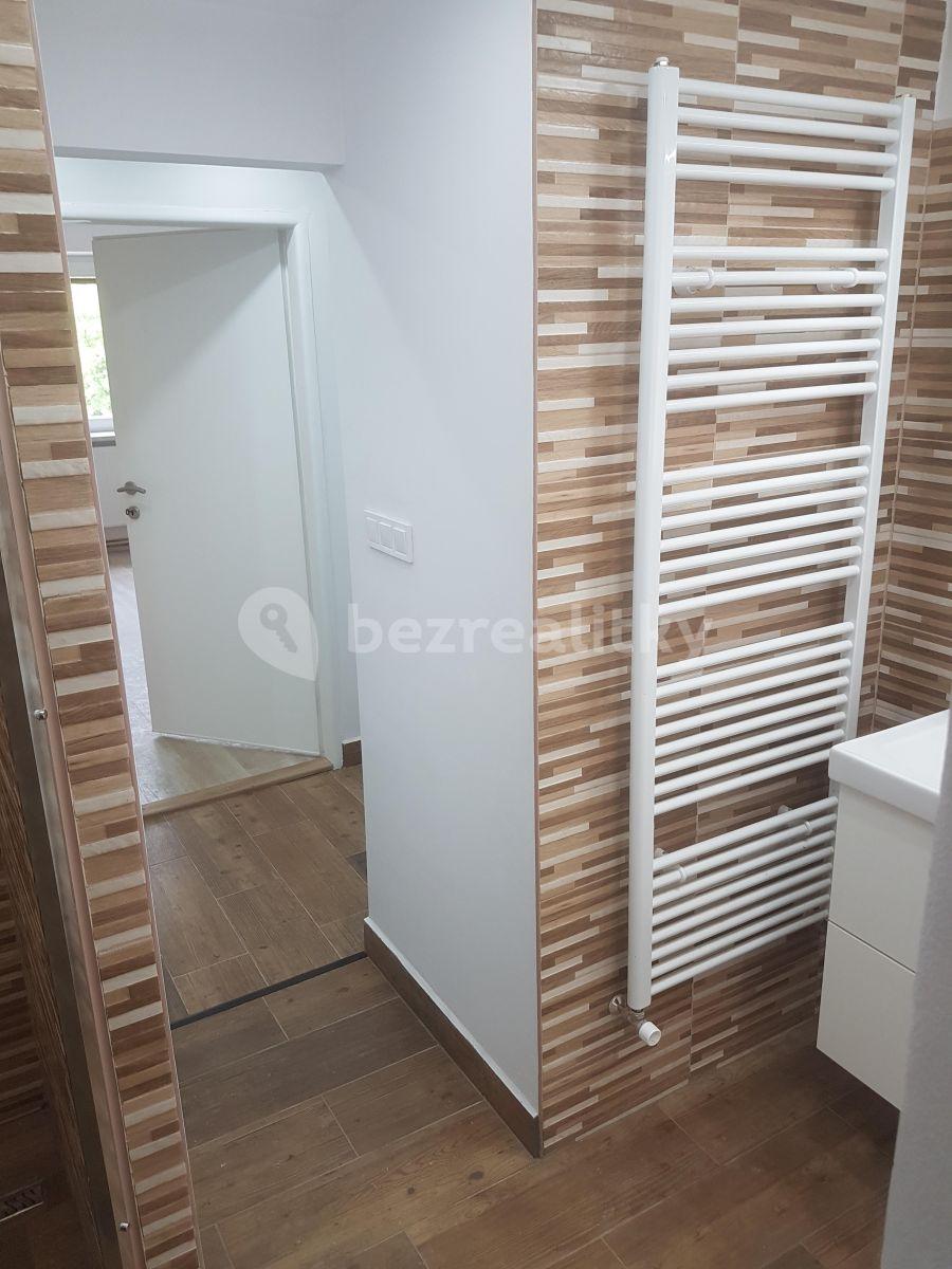 Pronájem bytu 2+1 56 m², Leoše Janáčka, Jihlava, Kraj Vysočina