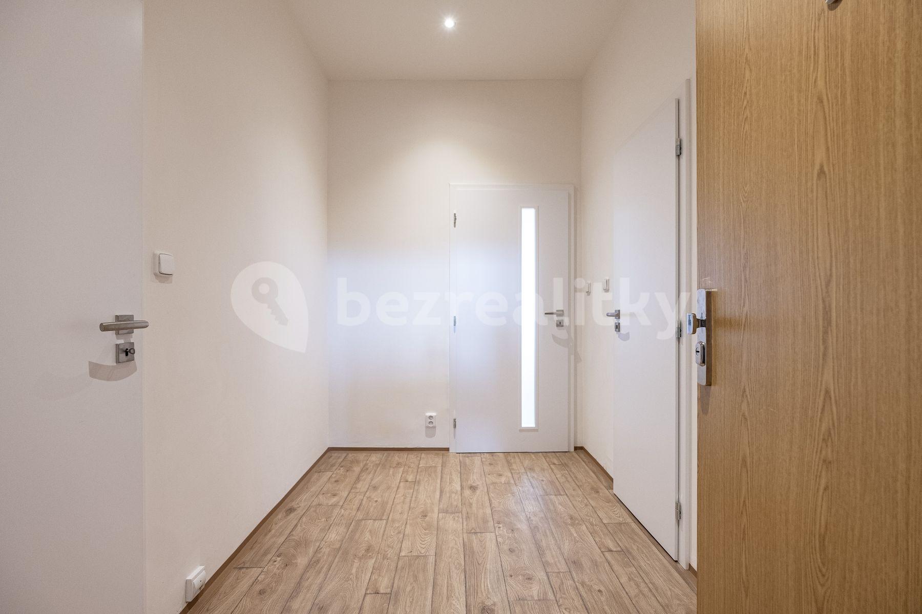 Pronájem bytu 2+kk 50 m², Černokostelecká, Praha, Praha