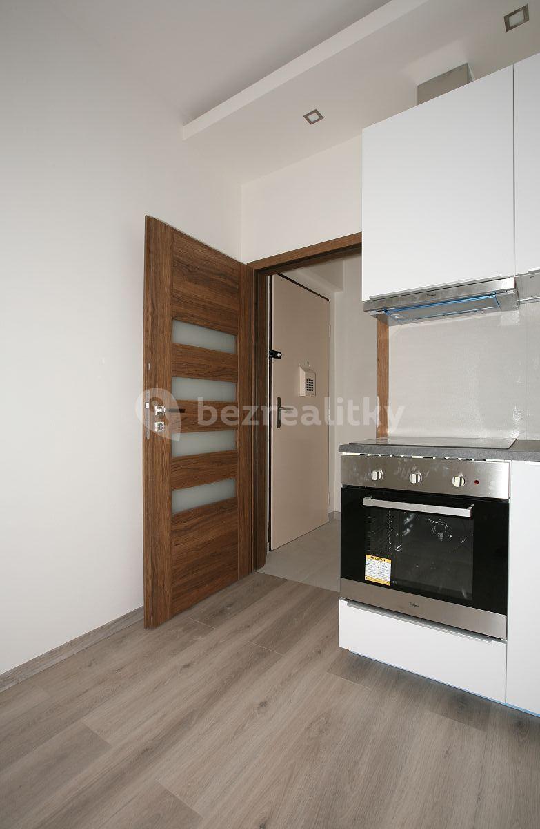 Pronájem bytu 1+kk 22 m², Thámova, Praha, Praha