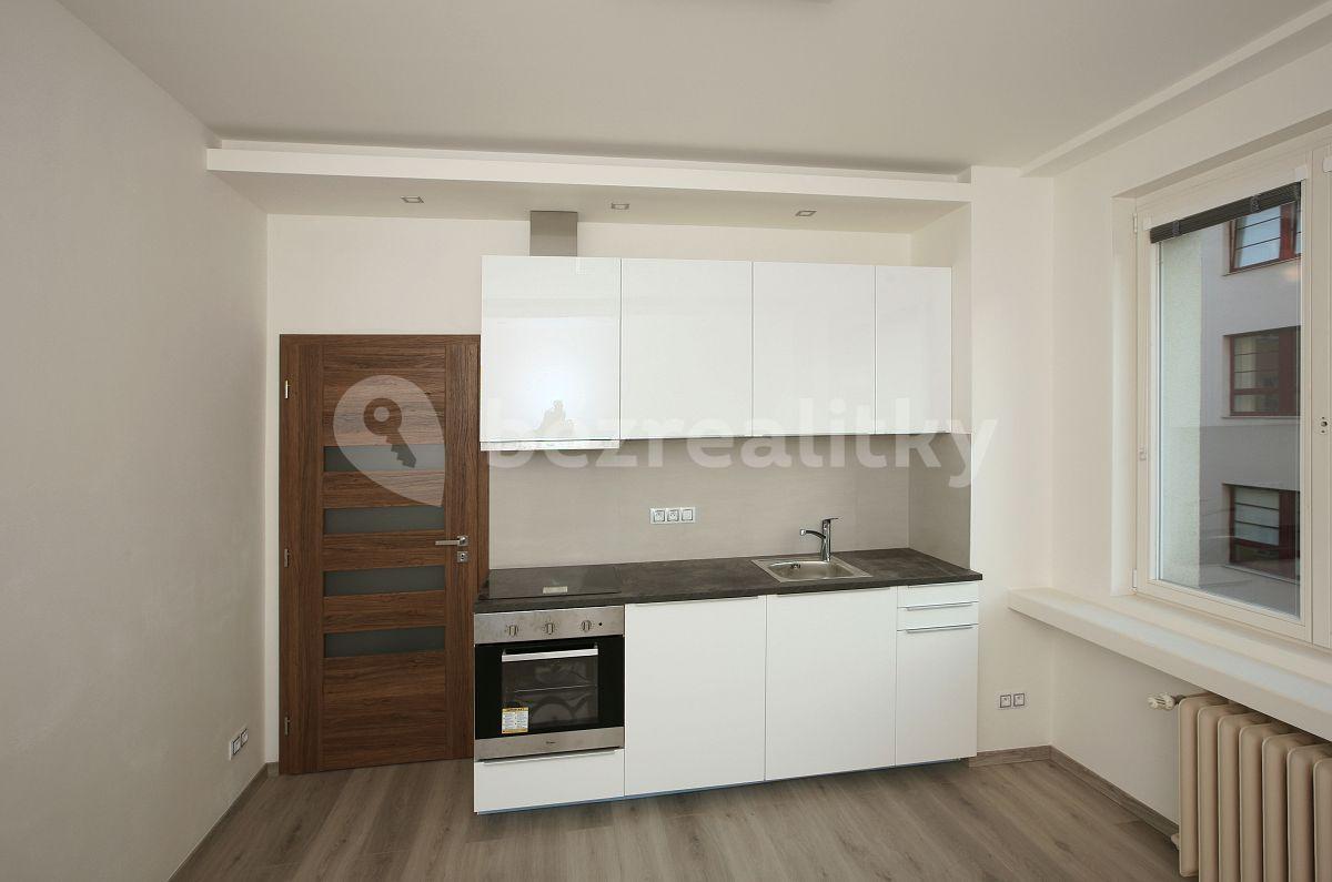 Pronájem bytu 1+kk 22 m², Thámova, Praha, Praha