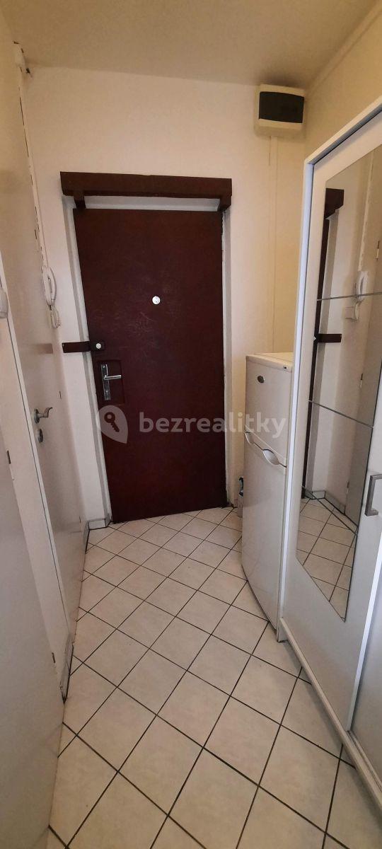 Pronájem bytu 1+kk 24 m², Nad Lesním divadlem, Praha, Praha