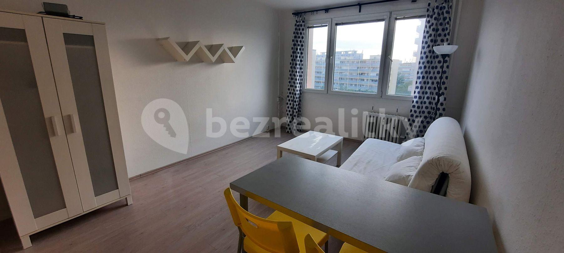 Pronájem bytu 1+kk 24 m², Nad Lesním divadlem, Praha, Praha