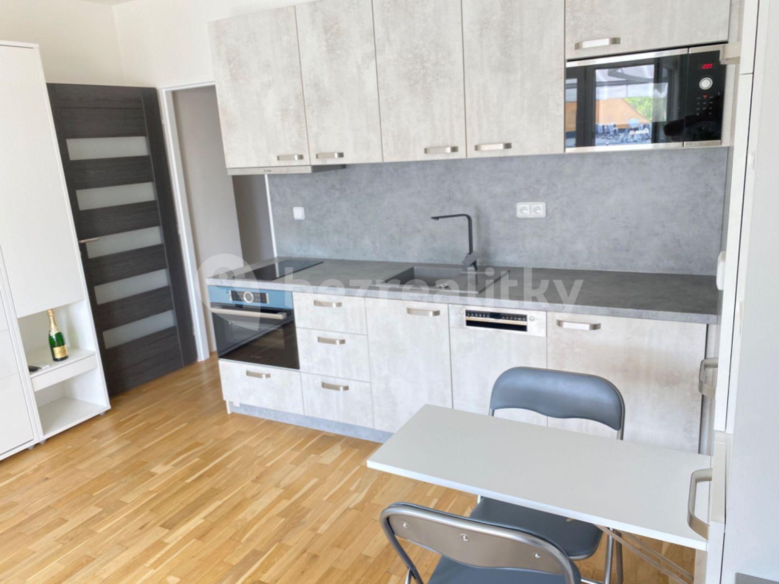 Pronájem bytu 1+kk 26 m², U Nikolajky, Praha, Praha